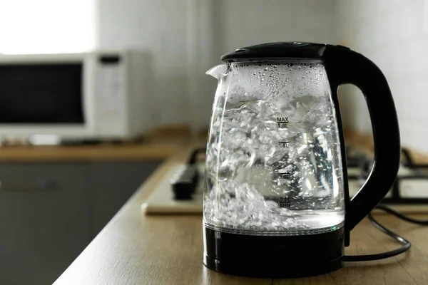 جوشیدن آب با برق یا گاز ؟